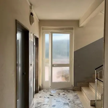Ca-milla Con Parcheggio Privato Санремо